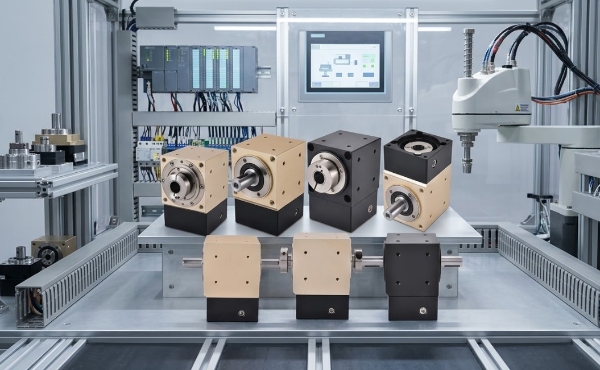 N&acirc;ng cao hiệu quả kỹ thuật với bộ giảm tốc g&oacute;c vu&ocirc;ng c&ocirc;ng nghiệp.